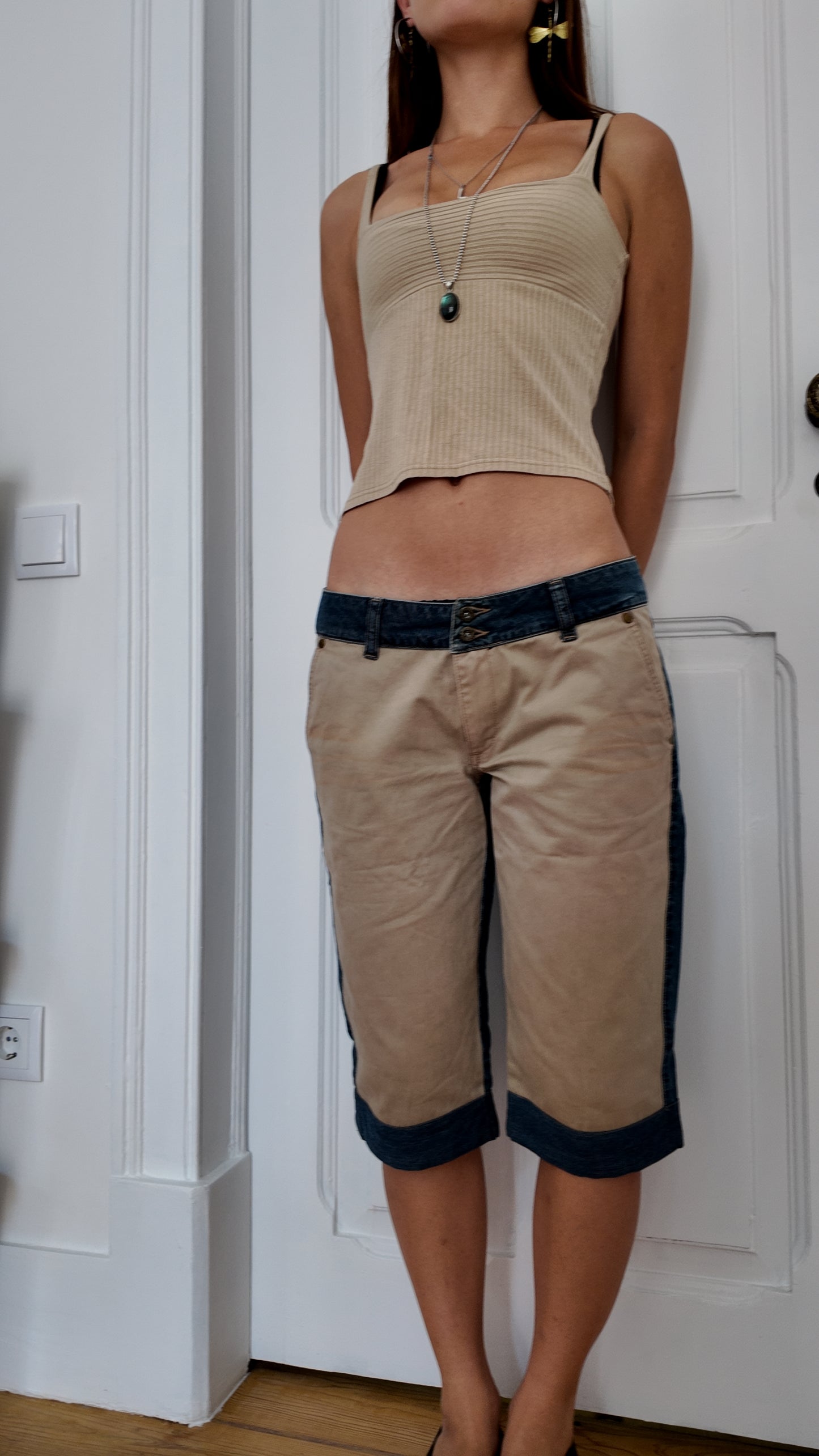 Iconic caqui jeans with beige detail size 38