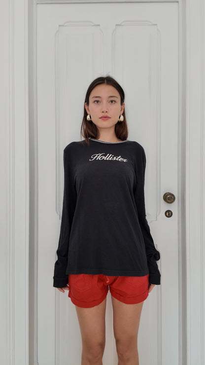 Adorable vintage hollister long sleeve L