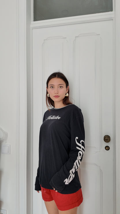Adorable vintage hollister long sleeve L