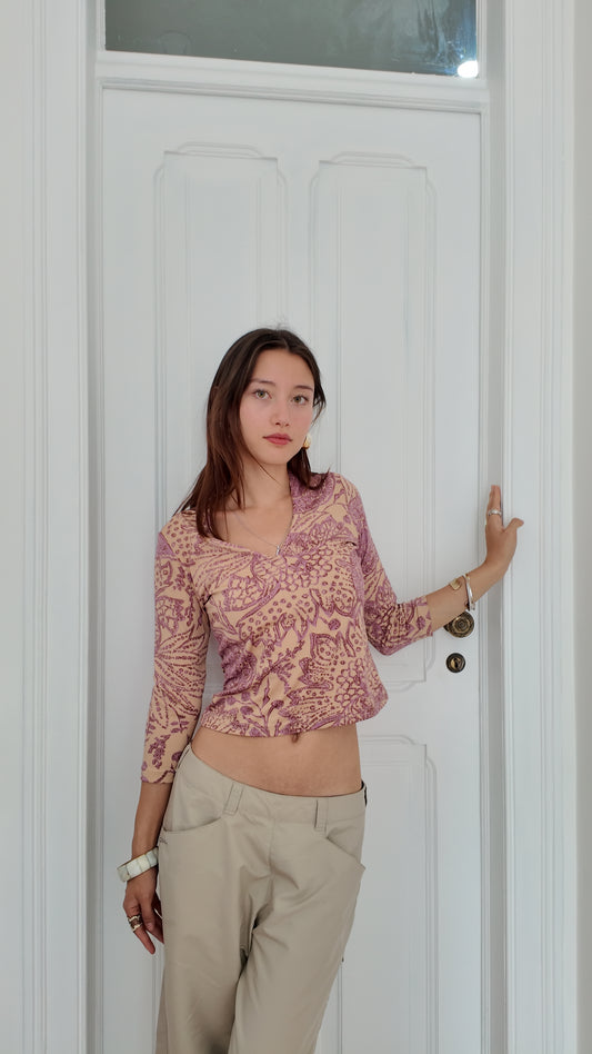 Adorable vintage long sleeve top size S