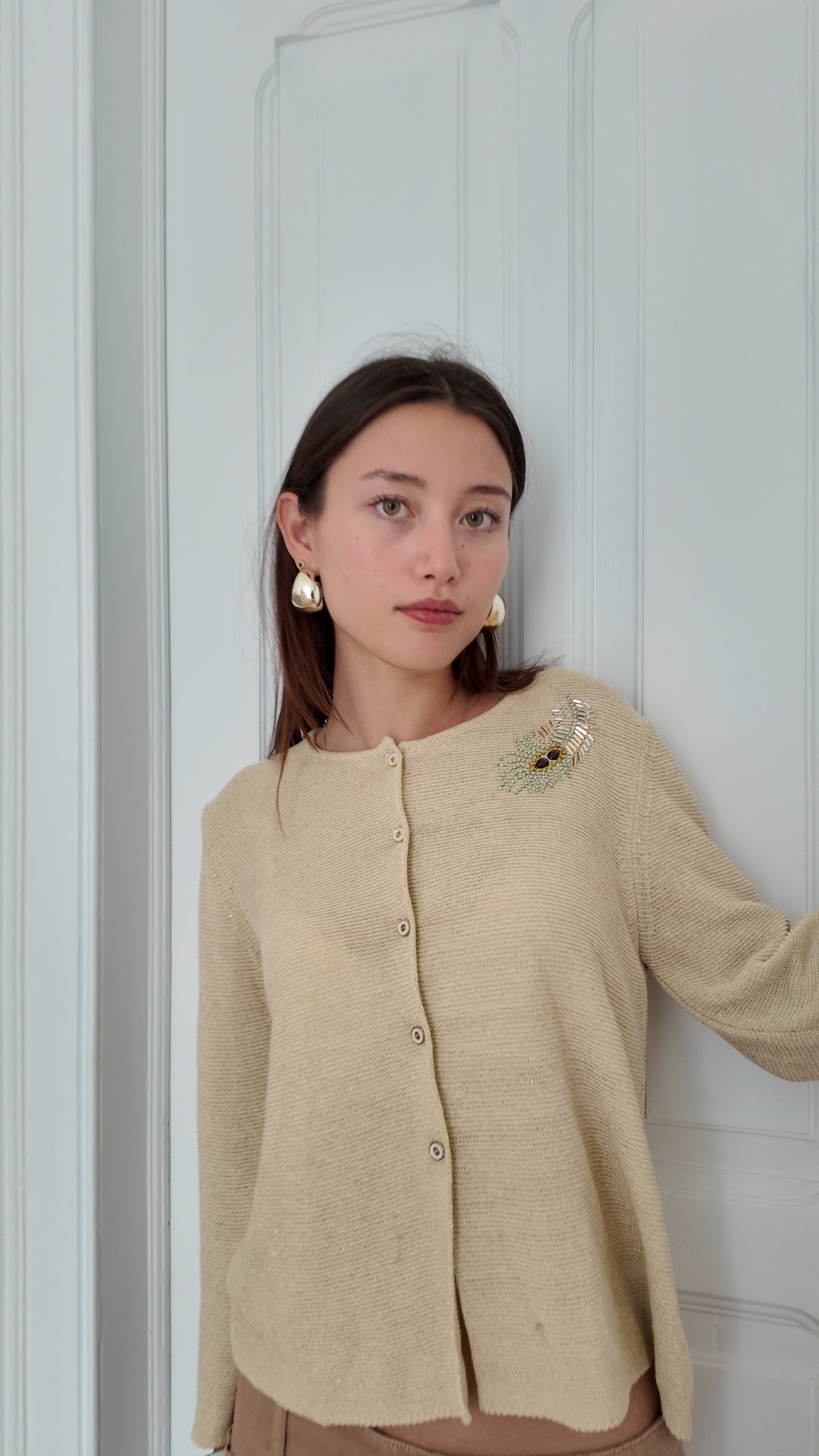 Adorable beige cardigan with bead detail size M