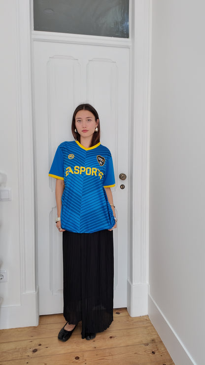 Iconic long black maxi skirt size 34