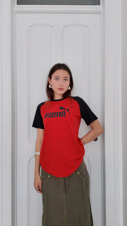 Adorable vintage puma tshirt size XL