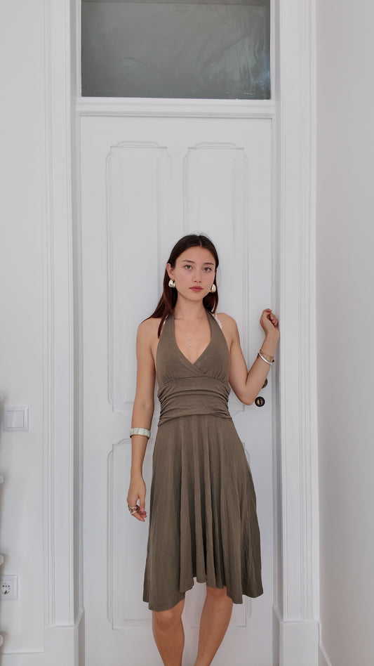 Adorable halter caqui dress size S