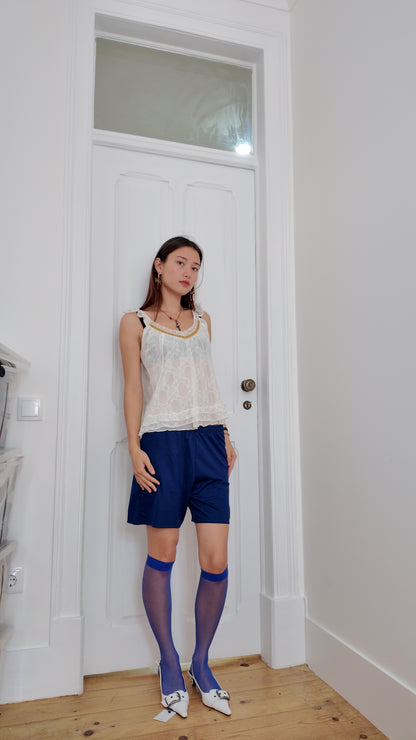 Cutest white lace with gold detail size M