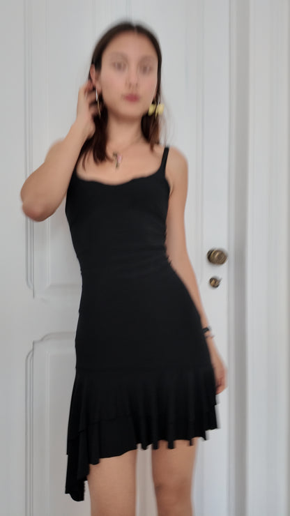 Iconic fitted black dress size XS/S