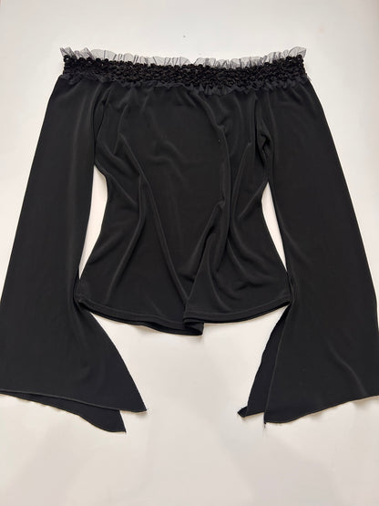 Adorable off the shoulder long sleeve top dark fairy size S